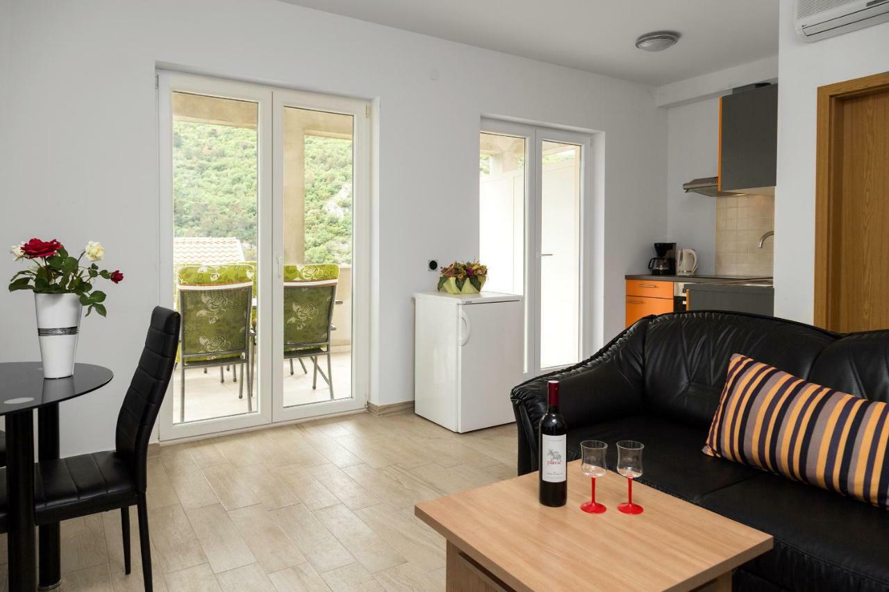 Dubravka Apartmani Mokošica Exterior foto