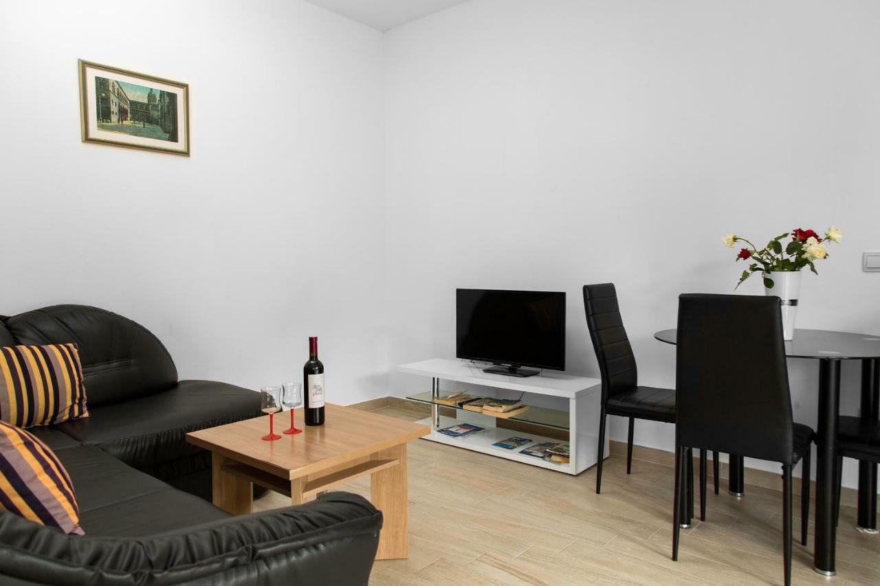 Dubravka Apartmani Mokošica Exterior foto