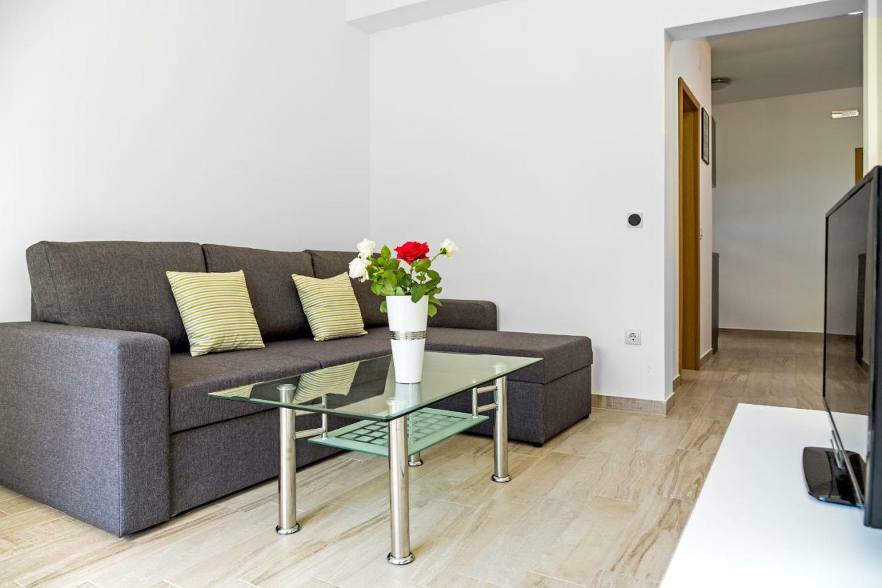 Dubravka Apartmani Mokošica Exterior foto